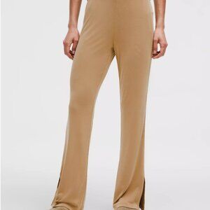 Lululemon Sofestreme Flared Pant (Beige, Size S)